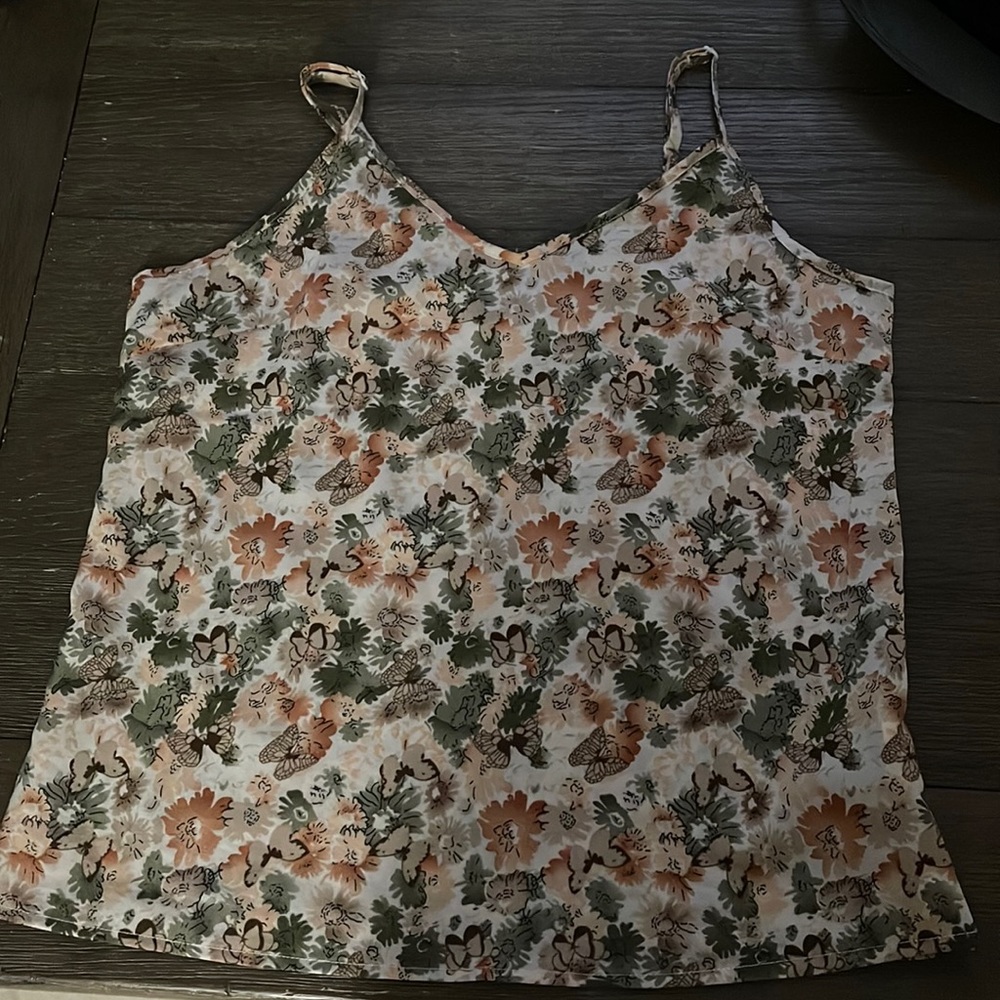 Floral tank